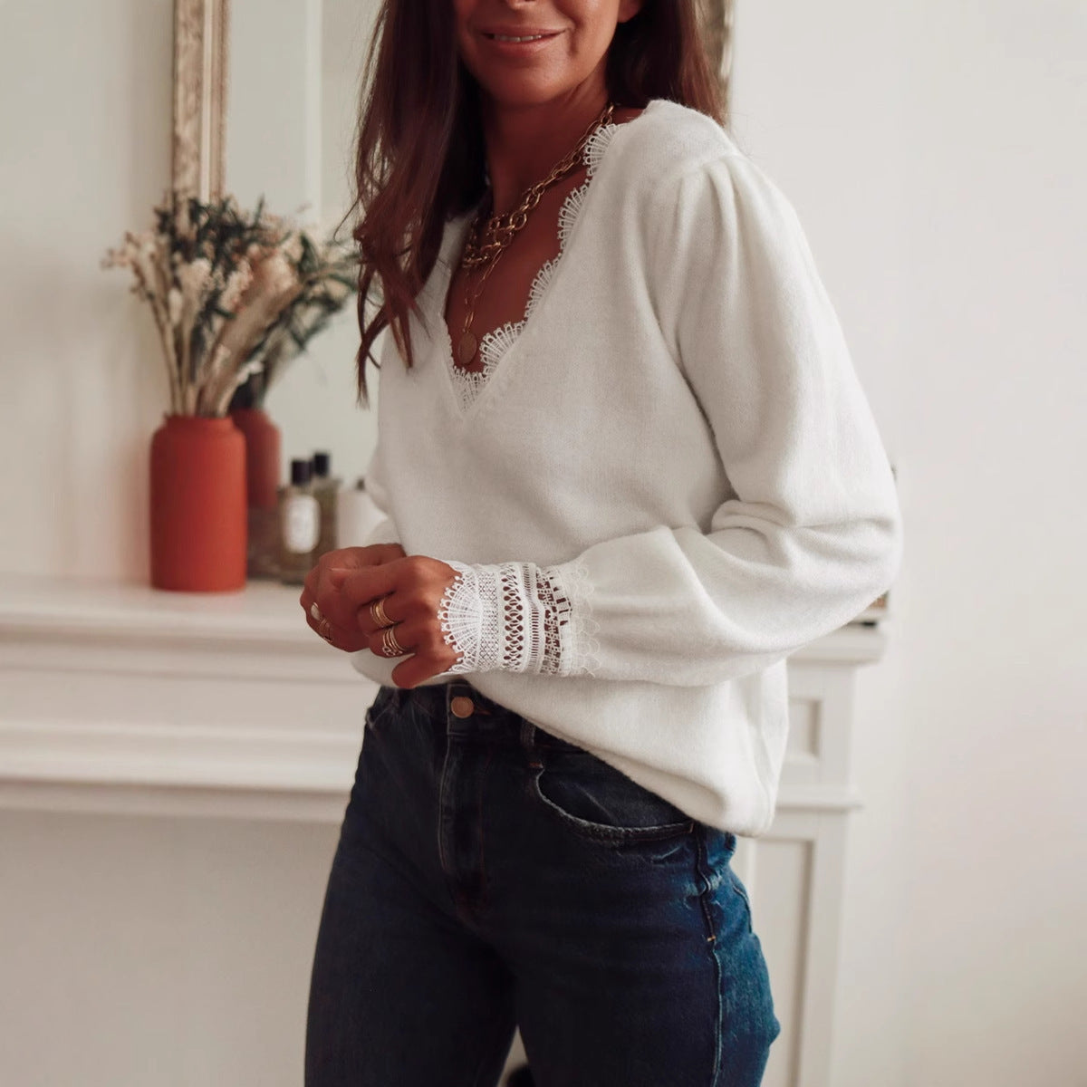 Elegant White Knit Sweater - CELESTIA