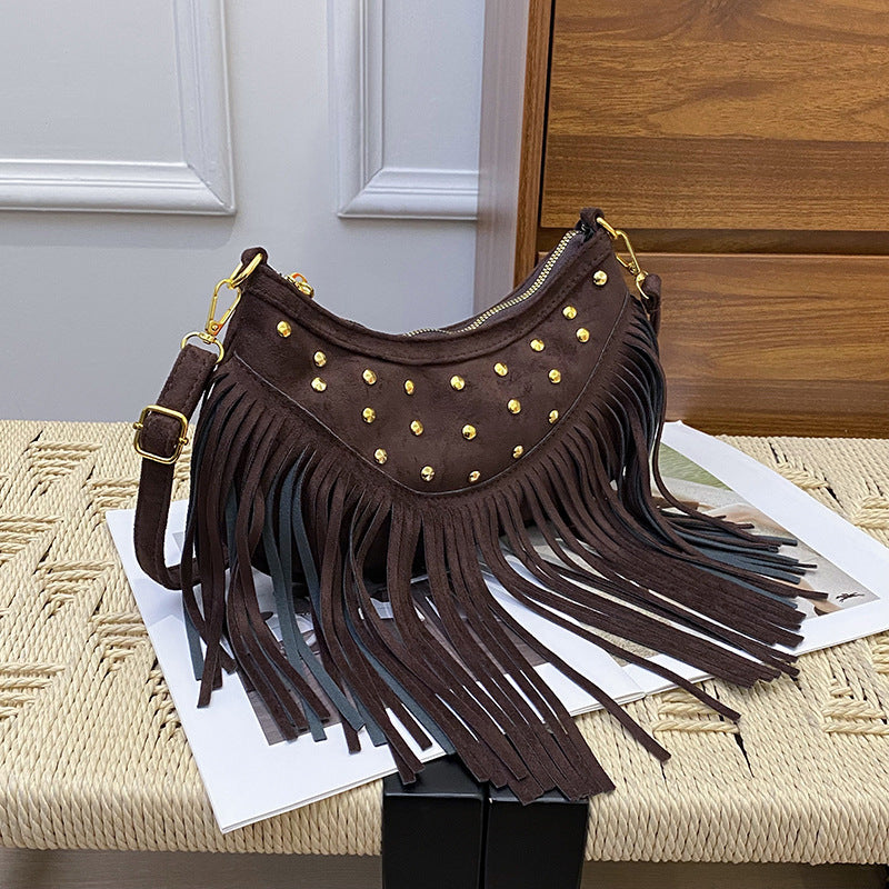 Retro Tassel Shoulder Bag - CELESTIA