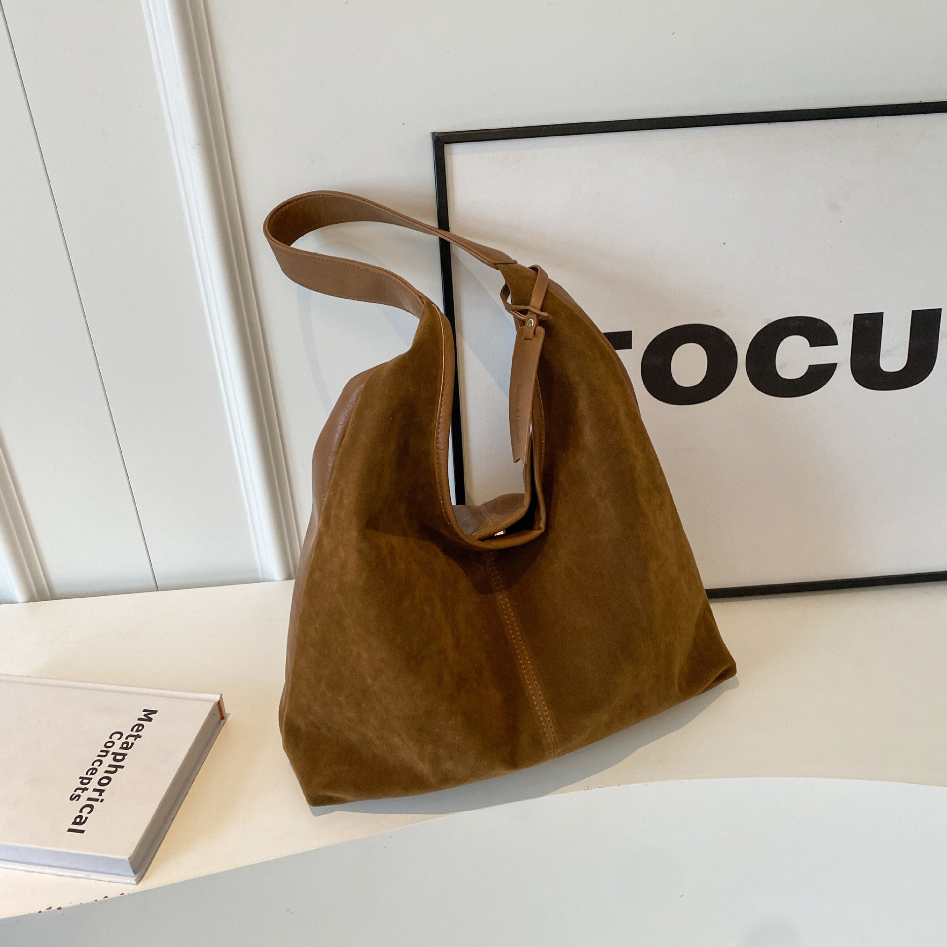 Retro Chic Bucket Shoulder Bag - CELESTIA