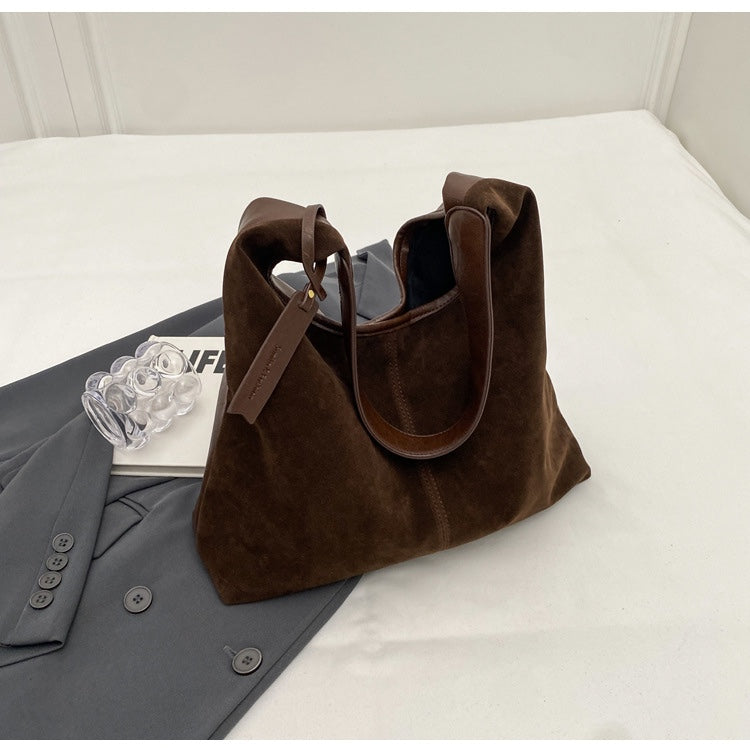 Retro Chic Bucket Shoulder Bag - CELESTIA