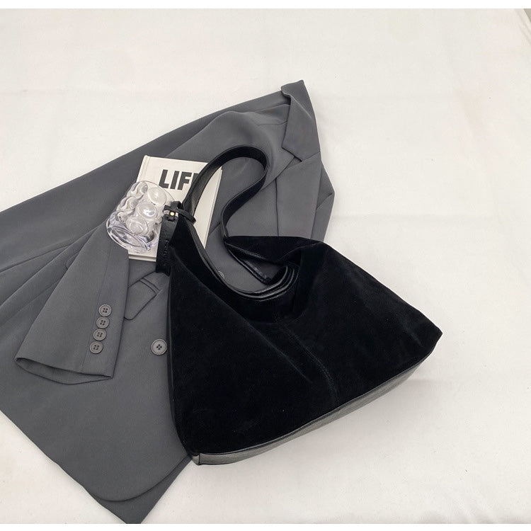 Retro Chic Bucket Shoulder Bag - CELESTIA