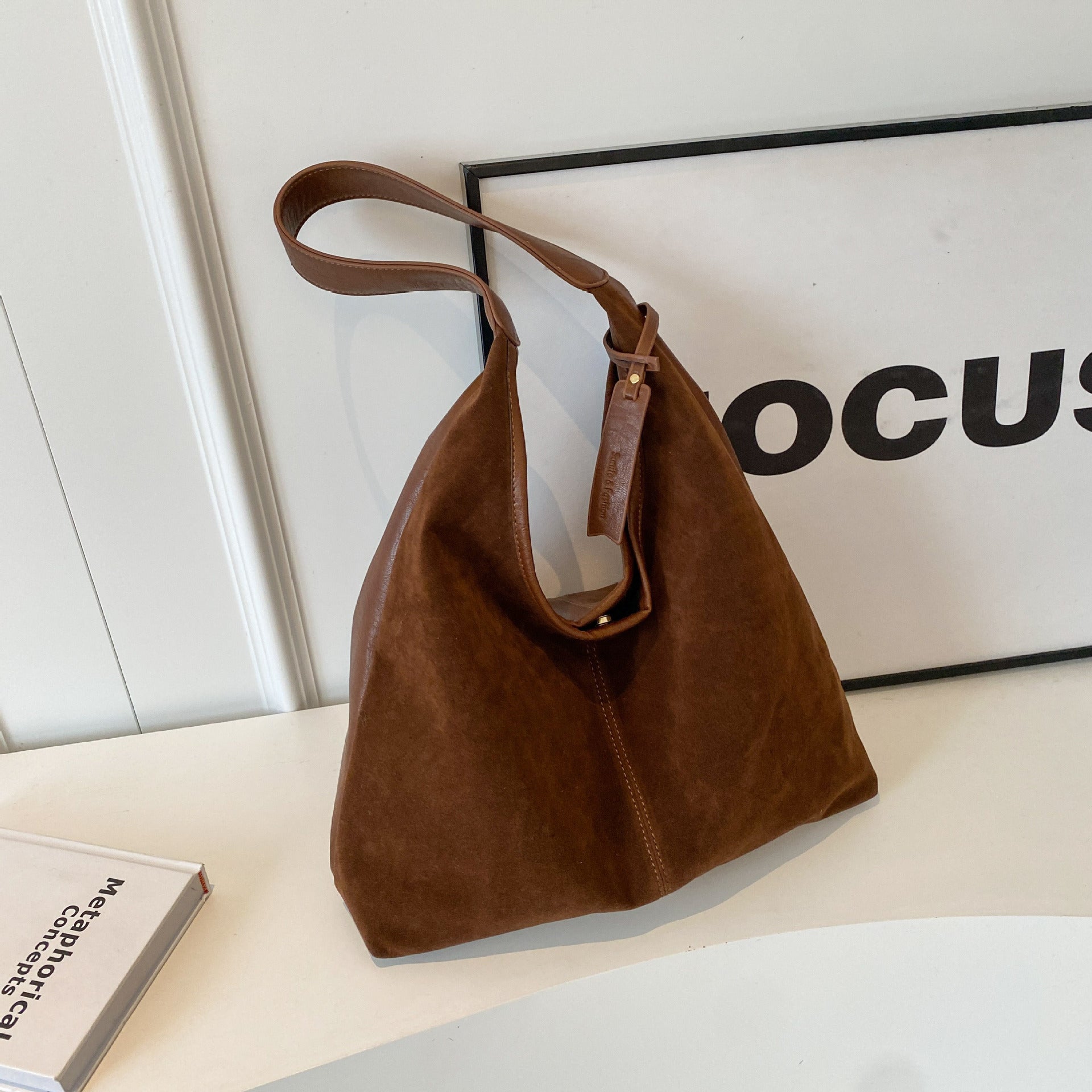 Retro Chic Bucket Shoulder Bag - CELESTIA